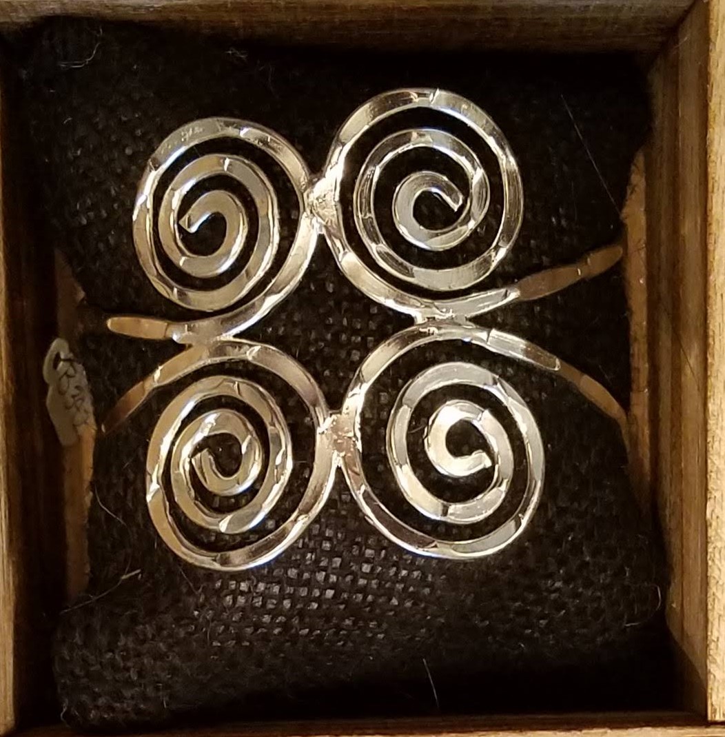 Cuff Bracelets - Assorted designs - Image 4