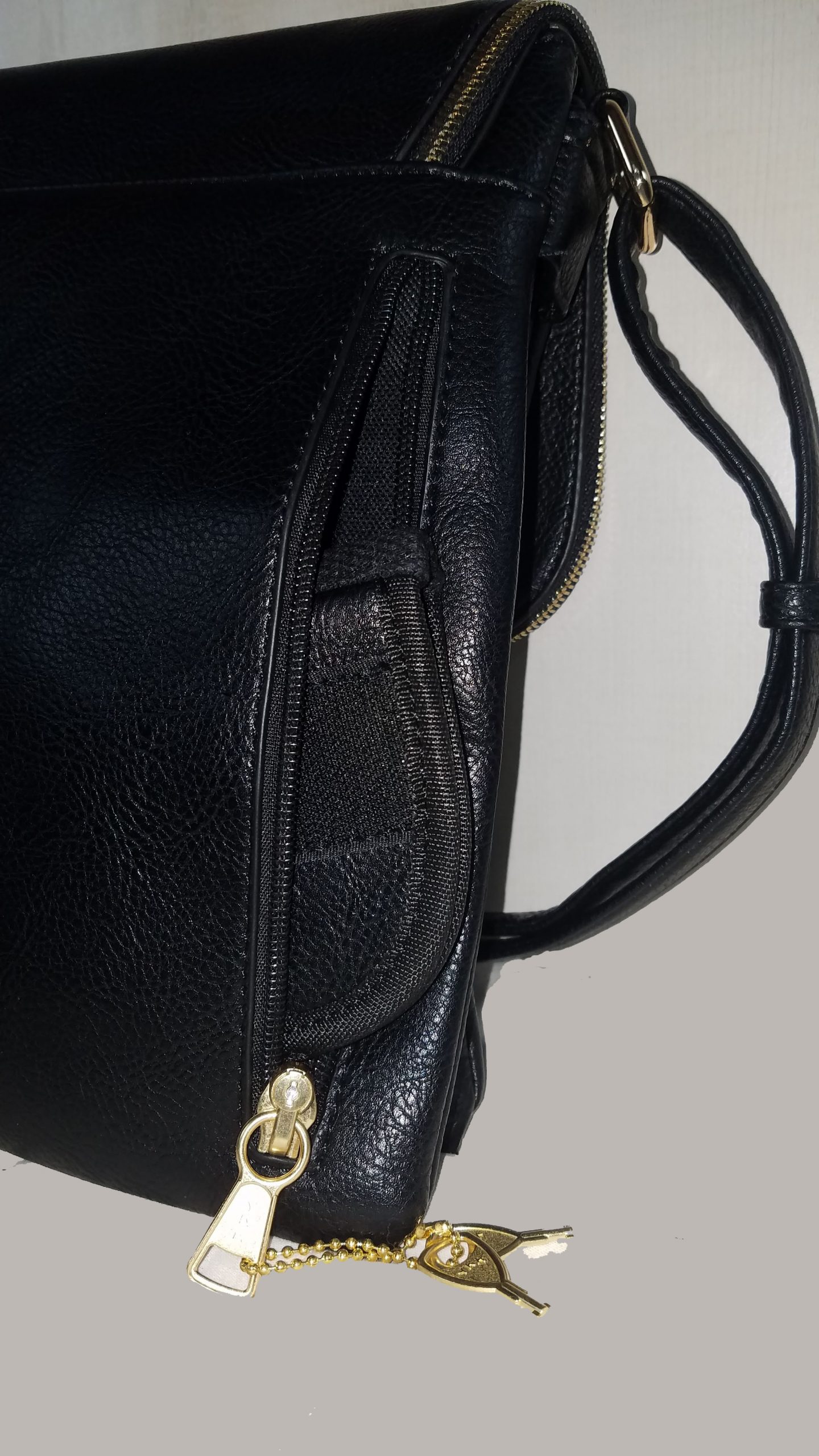 Messenger Concealed carry purse - Image 9