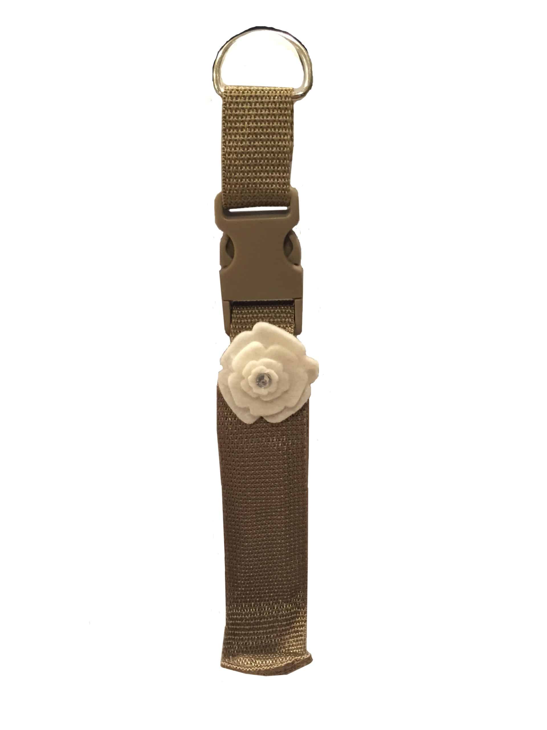 Car hook purse retention system for women